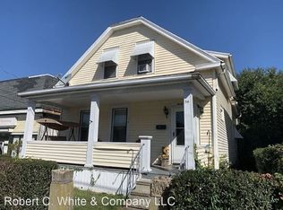 34 Hall St, Ansonia, CT 06401