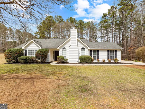 18 Sawgrass Manor Dr, Newnan, GA 30265