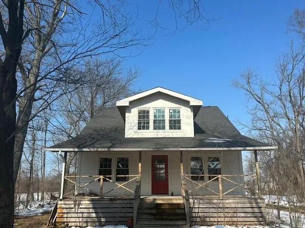 6351 Harbert Rd, Sawyer, MI 49125