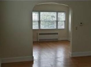 1387 Capitol Ave, Bridgeport, CT 06604