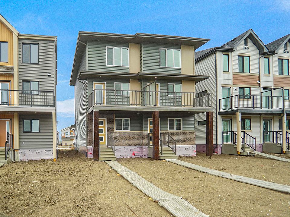 1st image of 643 176th Ave NW