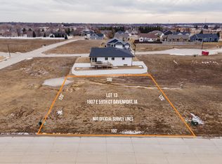 1807 E 59th Ct, Davenport, IA