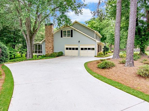 4th image of 4043 Glen Meadow Dr