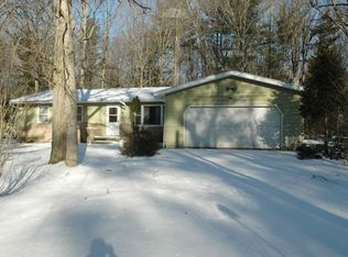 945 E Price Rd, Midland, MI 48642