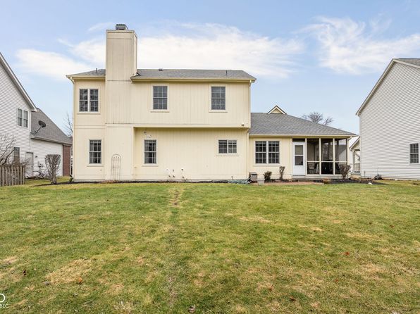 11866 Weathered Edge Dr, Fishers, IN 46038
