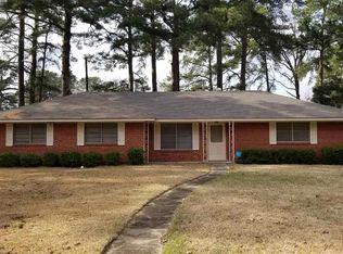 2803 W 37th Ave, Pine Bluff, AR 71603