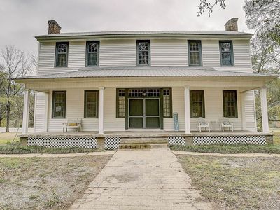 1180 White Plains Rd, Anniston, AL, 36207