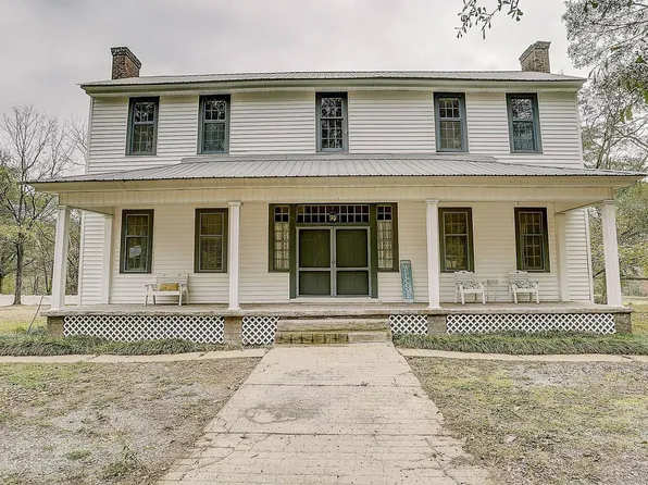 1180 White Plains Rd, Anniston, AL 36207