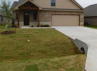 3208 Arrow Creek Dr, Granbury, TX 76049