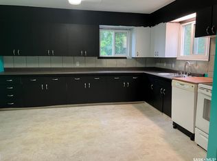 707 10th Avenue W, Nipawin, SK S0E 1E0