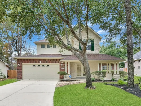 10 Cairn Oaks Place, The Woodlands, TX 77381