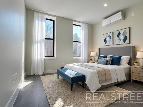 277 Linden Street image 1 of 6