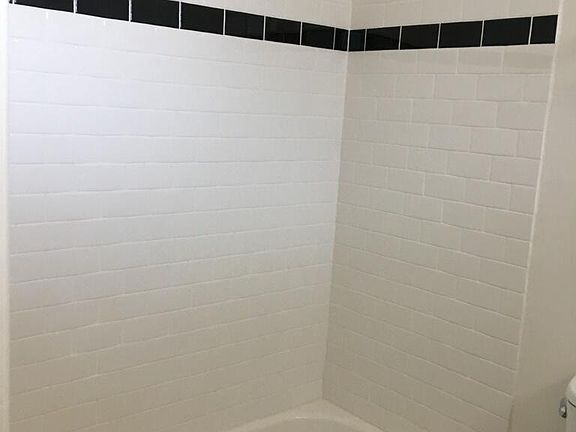 3rd image of 5305 Lindley Ave APT 19