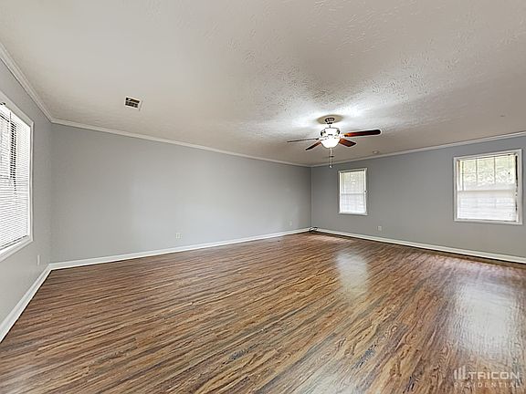 3rd image of 2795 Varlet Ct