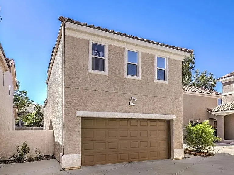 1425 Bow Creek Ct — Photo 1