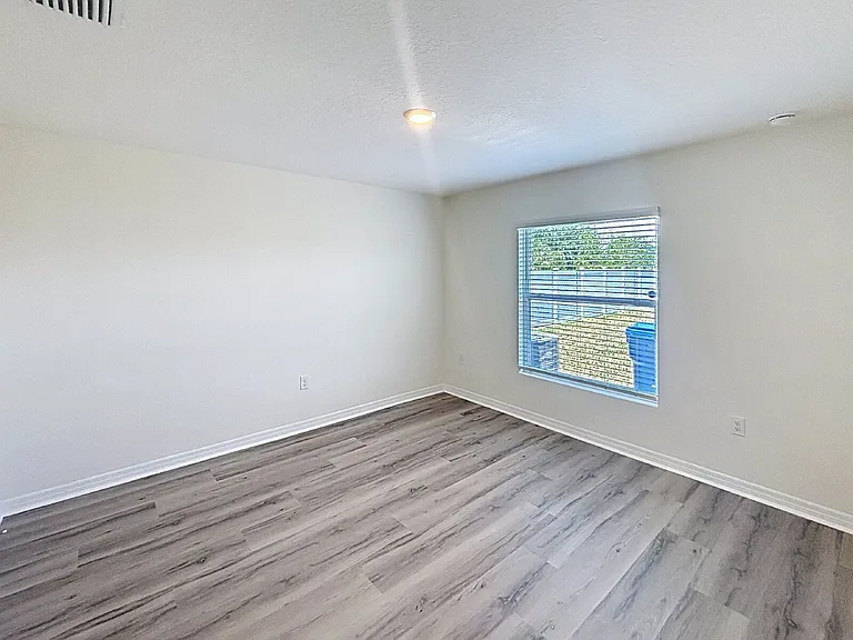 1906 Blue Stream St — Photo 14