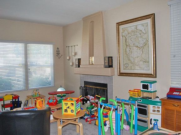 2nd image of 2760 Chateau Montelena Way