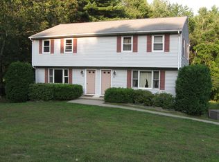 6 Eastview Dr #B, Belchertown, MA 01007