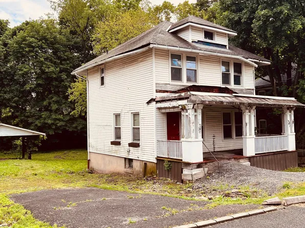 24 Blackiston Ave, Cumberland, MD 21502