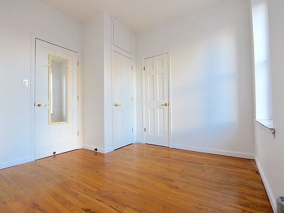 2nd image of 4 Orchard St #4C