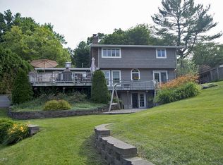 175 S Lake Doster Dr, Plainwell, MI 49080