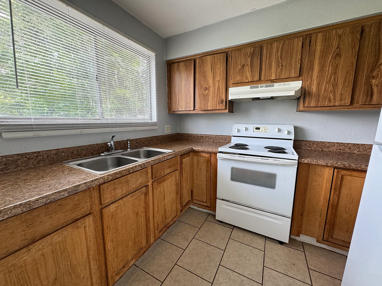 1 bed, 700 sqft, $995 — Photo 4