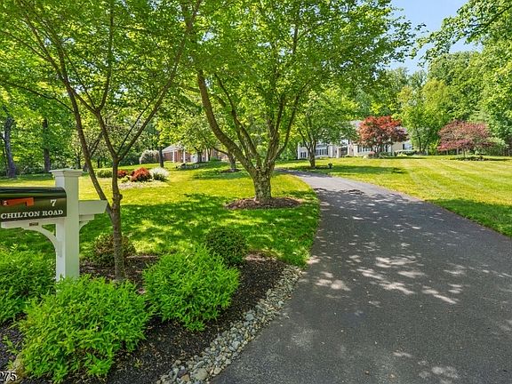 2nd image of 7 Chilton Rd