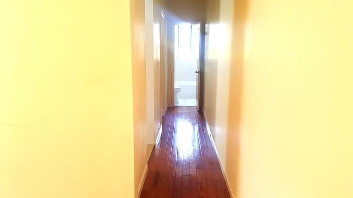 Rented by Realty Queens LLC | media 3