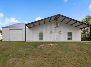 335 Ponderosa St, Bowie, TX 76230