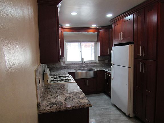 2nd image of 9413 Seaview Ave #1