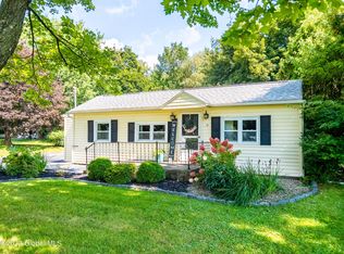15 Dunsbach Ferry Rd, Cohoes, NY 12047