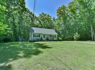 24 Potter Village Rd, Charlton, MA 01507