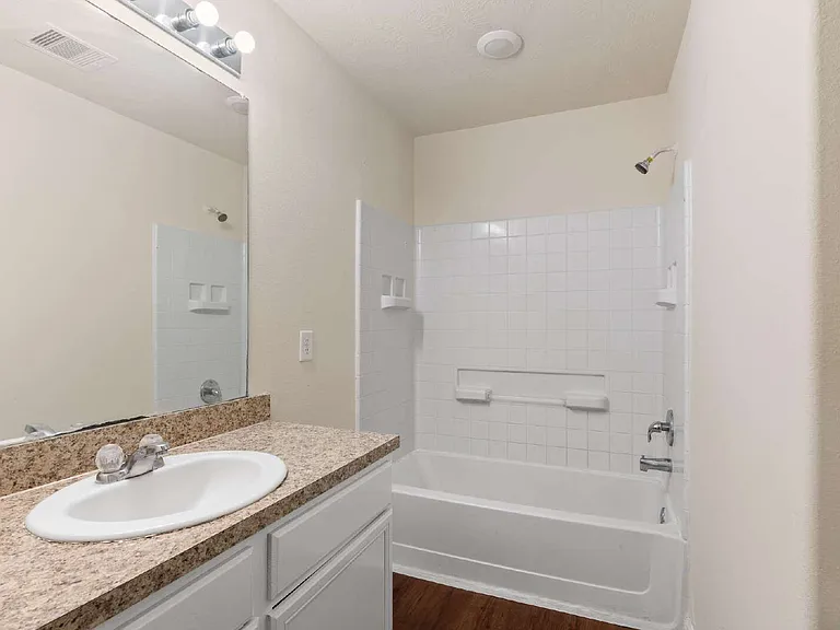 15606 Kiplands Bend Dr — Photo 16