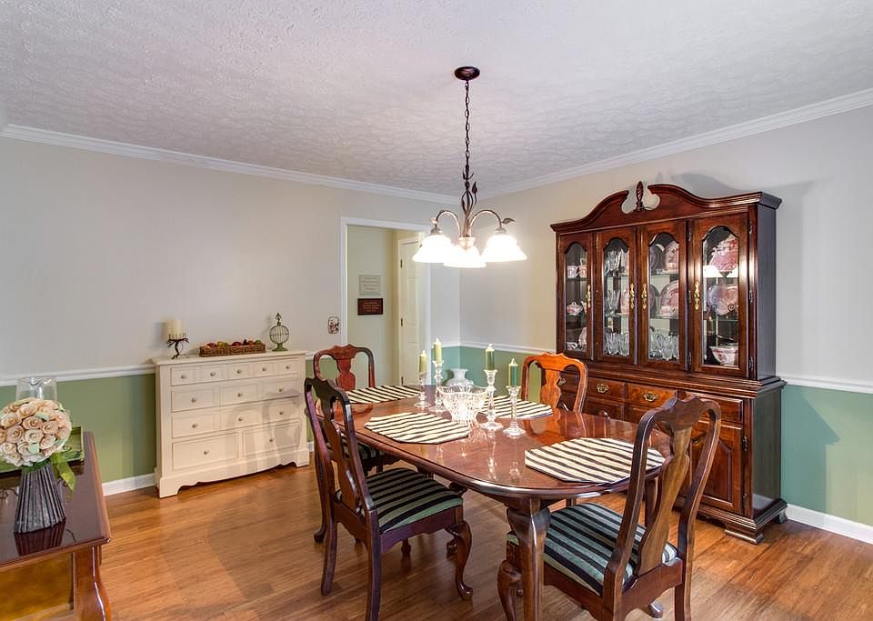 2nd image of 529 Hearthstone Cir