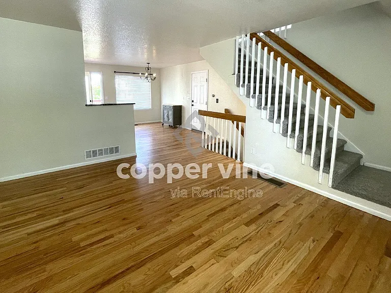 1599 Brimble Dr — Photo 3