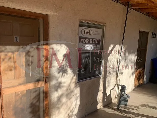 517 E. Las Cruces Avenue #1 — Photo 4