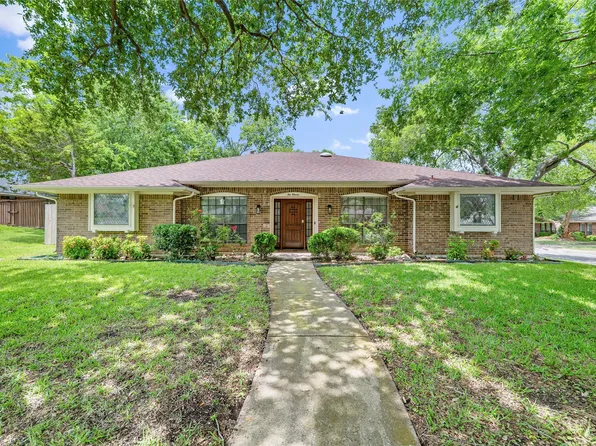 1011 Plateau Dr, Duncanville, TX 75116