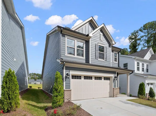 1307 Ashcliff Ln, Durham, NC 27703