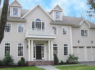 42 Ingraham Rd, Wellesley, MA 02482