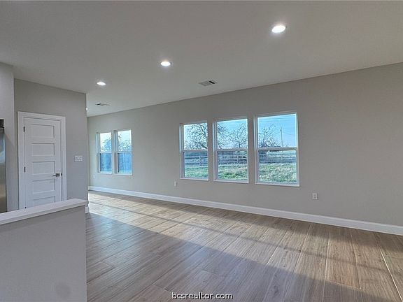 5th image of 3917 Harbor Bolton Rd