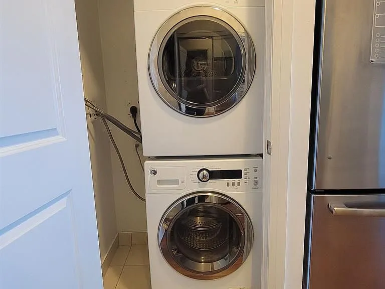 7161 Yonge St #829 — Photo 9