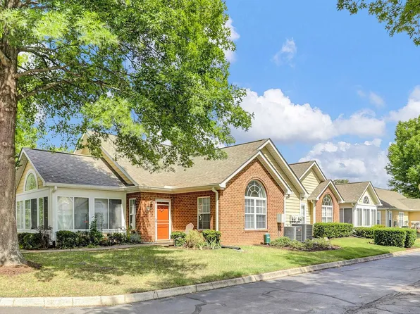 7374 Appling Hill Ln #2, Cordova, TN 38016