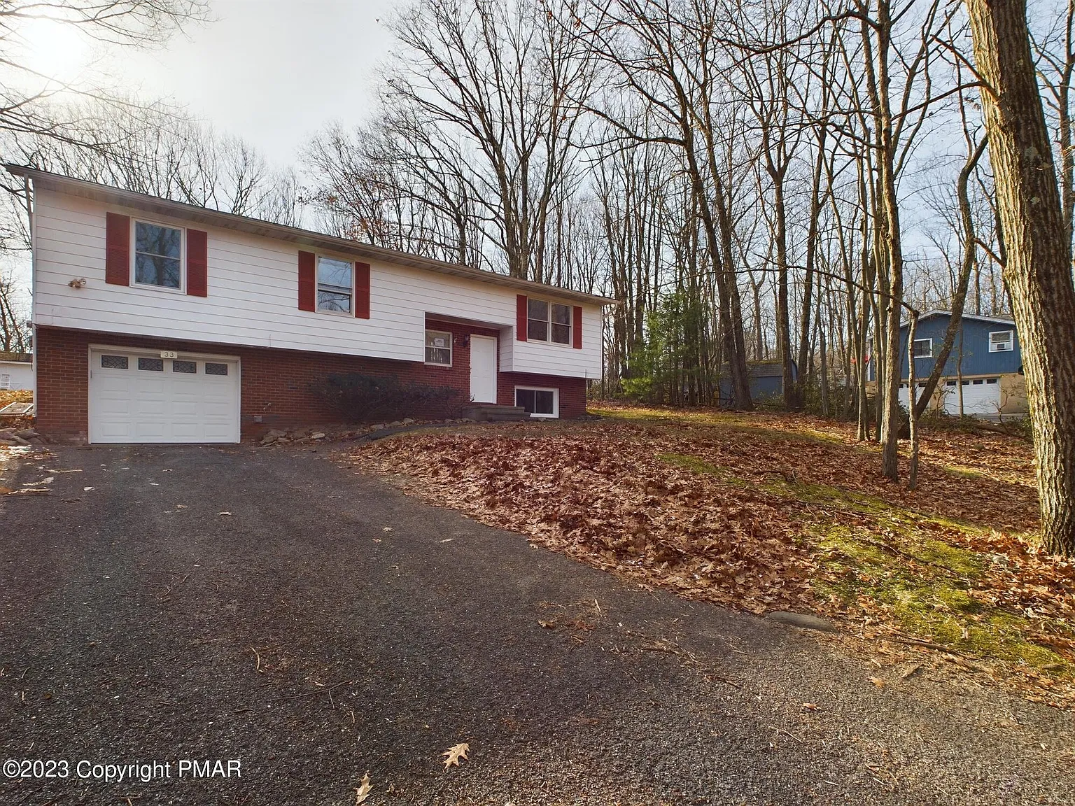33 Seneca Rd photo 1