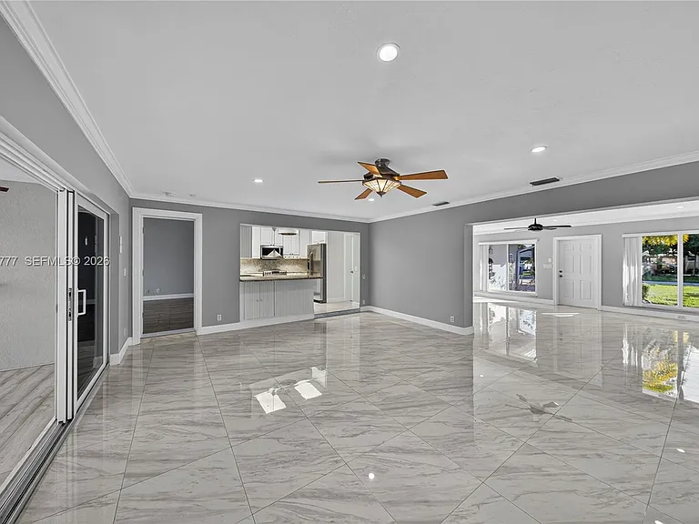 2801 Coral Shores Dr — Photo 16