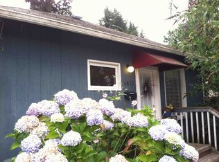 6852 25th Ave NE, Seattle, WA 98115