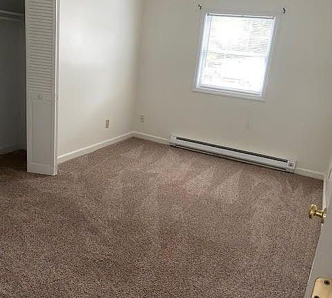 2nd image of 409 Roanoke St #2