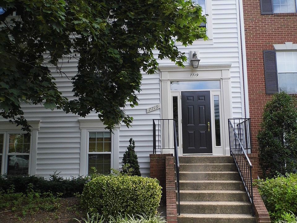 1st image of 7719 Inversham Dr APT 125