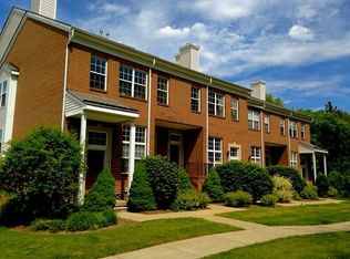 1960 Lindsay La, Ann Arbor, MI 48104