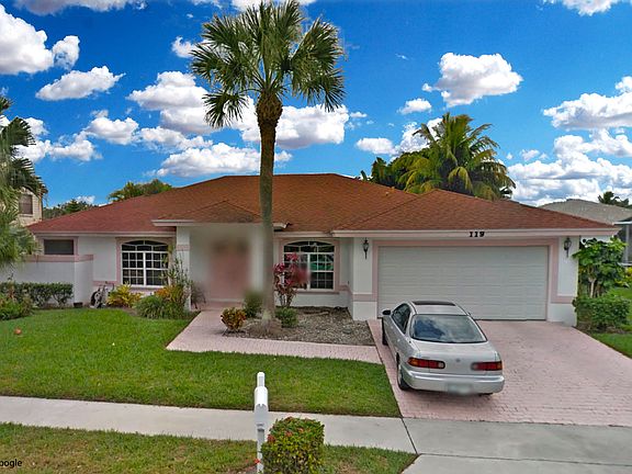 119 Elysium Dr, Royal Palm