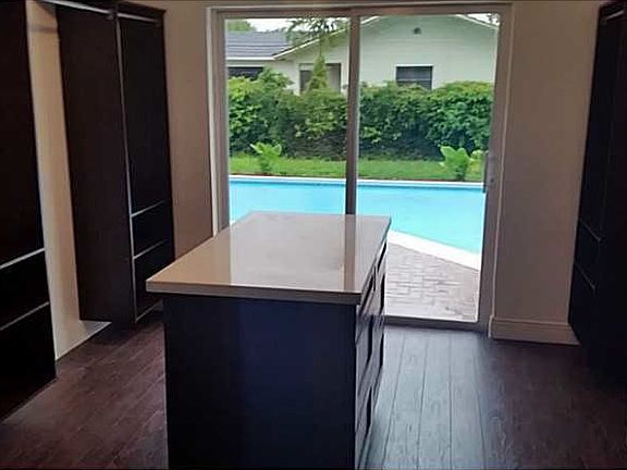 4th image of 2930 NW 115th Ter